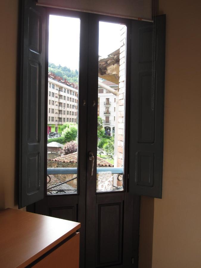 Apartamentos Legazpi Cangas De Narcea Luaran gambar