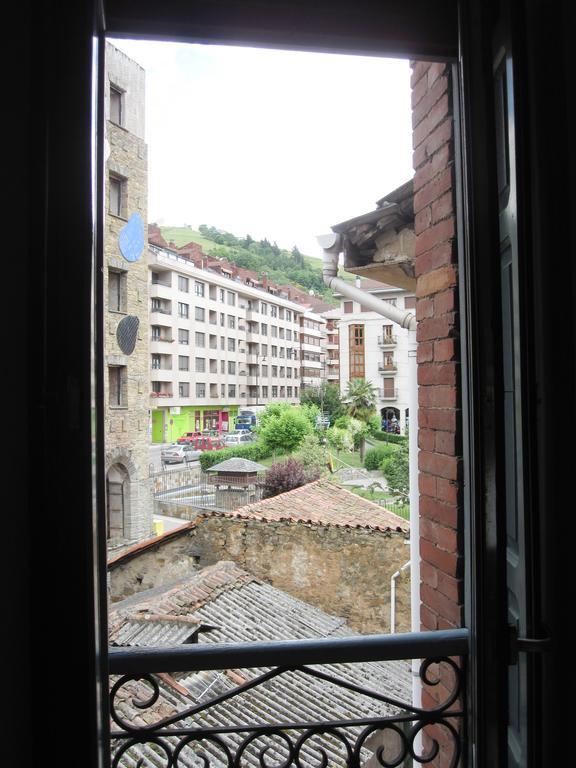 Apartamentos Legazpi Cangas De Narcea Luaran gambar