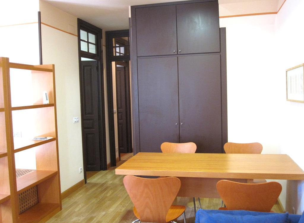 Apartamentos Legazpi Cangas De Narcea Luaran gambar